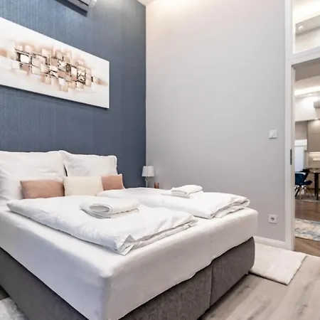 Assea Elegant With 2 Bedroom In Downtown *